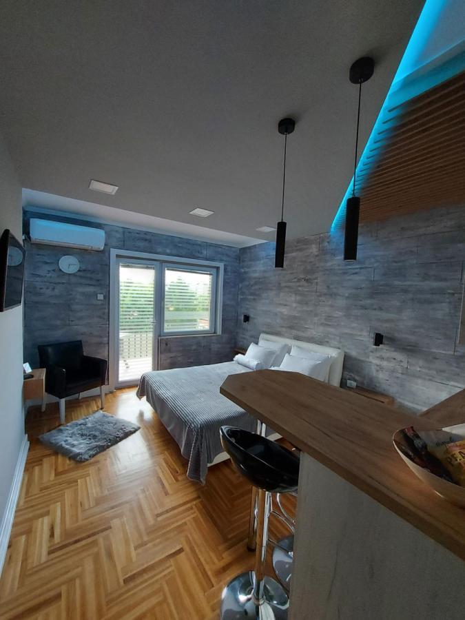 Apartman Studio Milica I Subotica Exteriér fotografie